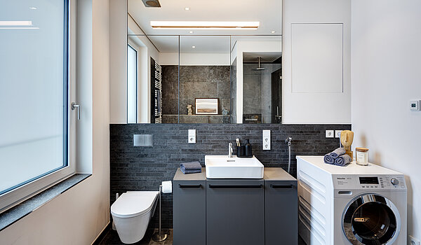 Penthouse avec 2 pièces | München-Maxvorstadt | 70427 | Modernes Bad...