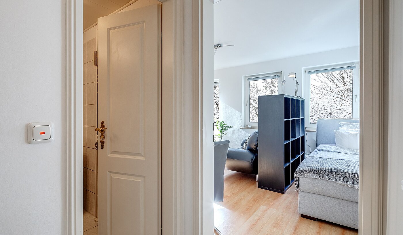 Appartement avec 1 pièce | München | 70073 | Diele mit Zugang...