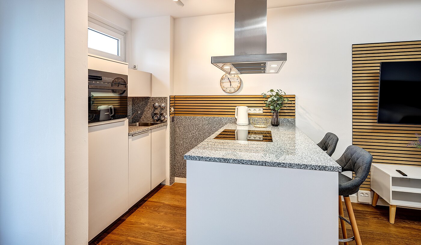 Apartment avec 1 pièce | München-Milbertshofen | 70183 | Große Arbeitsfläche