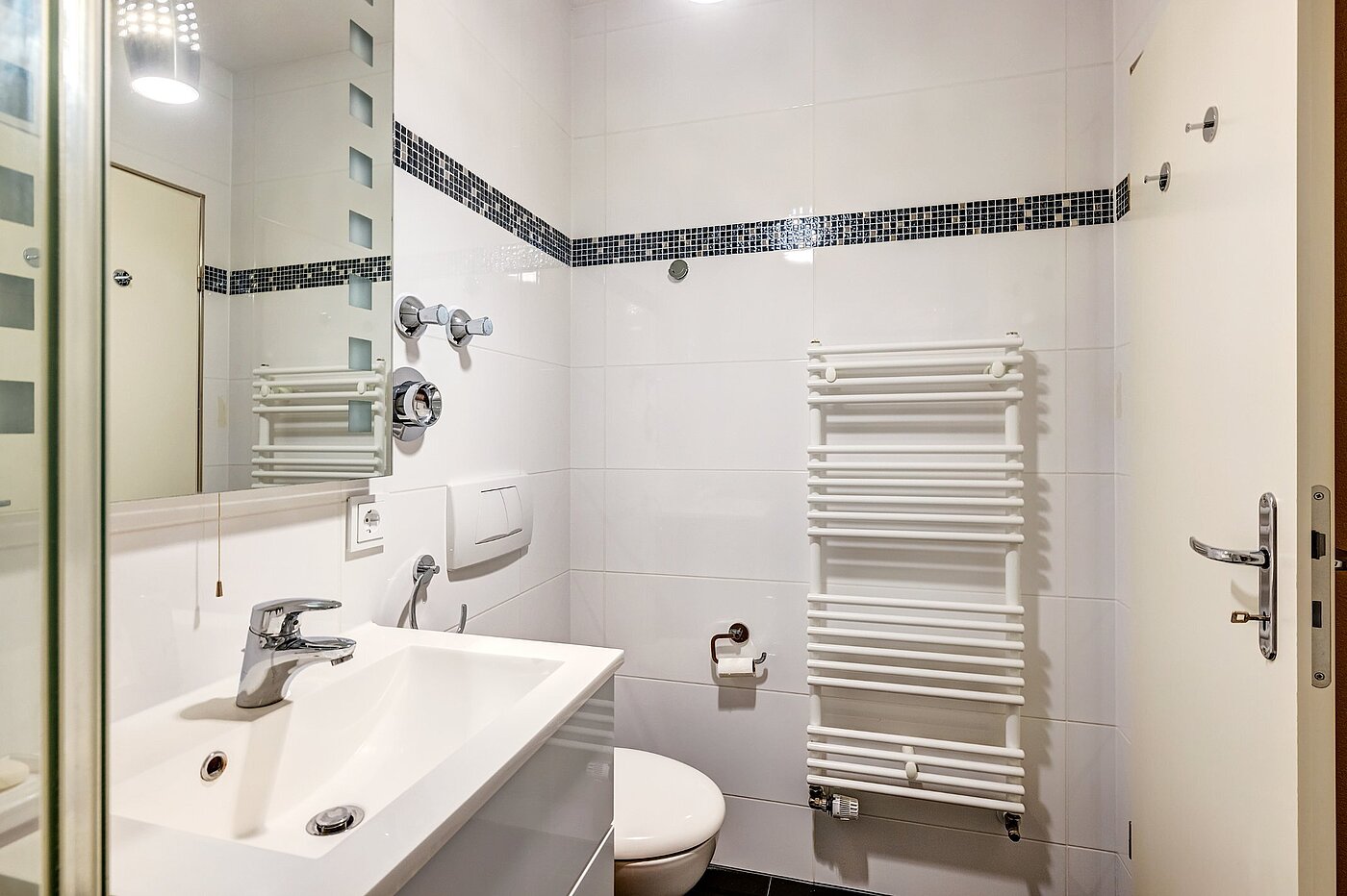 Appartement avec 2 pièces | München-Sendling | 2106ML2 | ..und Handtuchheizkörper