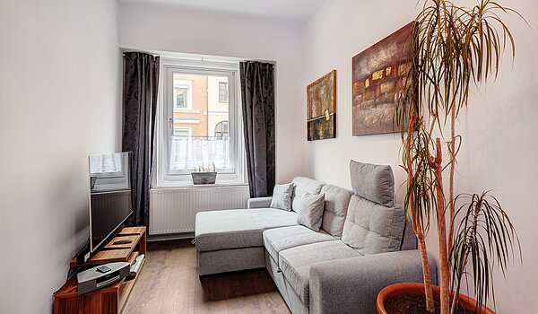 Appartement au rez-de-chaussée avec 2 pièces | München-Sendling | 703811 | Gemütliche Couch