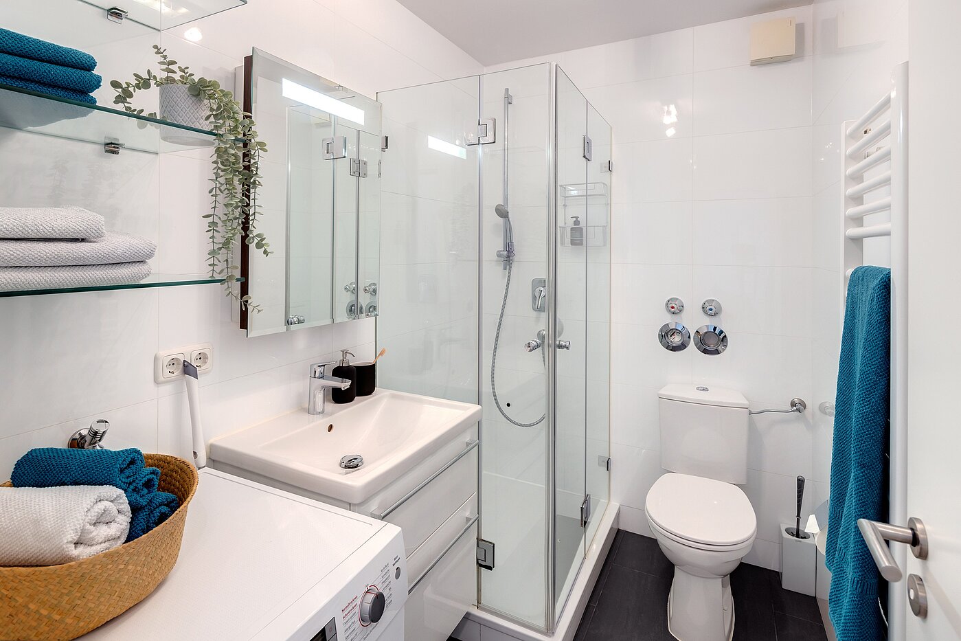 Appartement avec 2 pièces | München-Schwabing | 70013 | Modernes Duschbad...