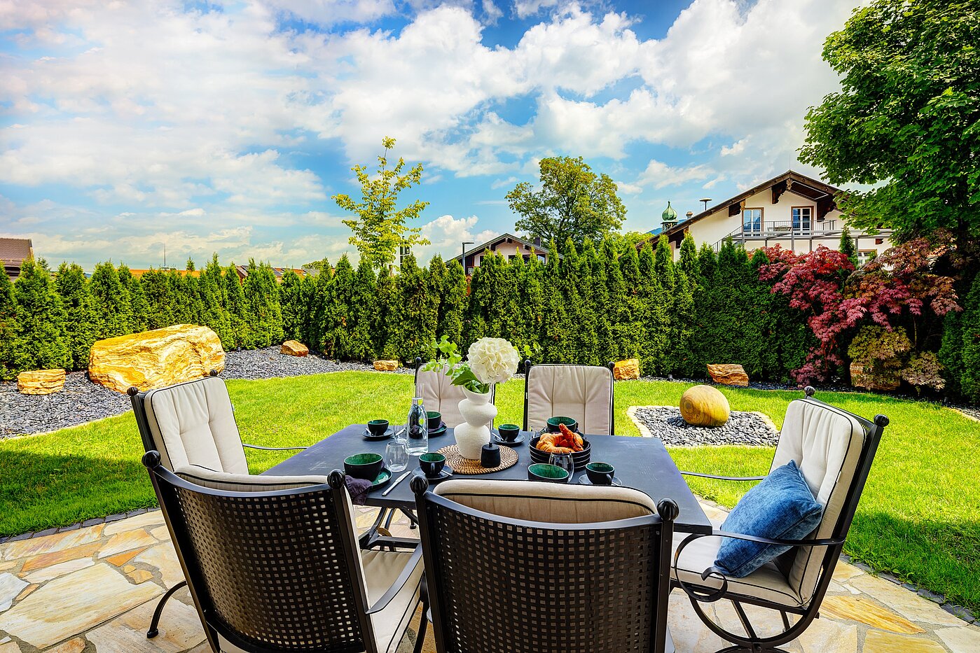 Appartement au rez-de-chaussée avec 3 pièces | Bad Wiessee | 70053 | Garten