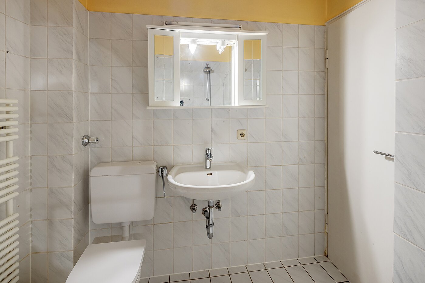Appartement avec 2 pièces | 70075 | Bad mit...