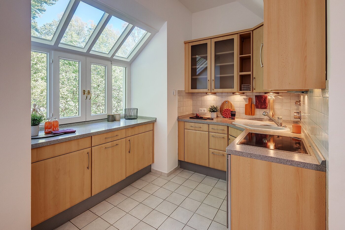 Appartement avec 3 pièces | München-Harlaching | 1908ML6 | Helle Küche