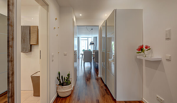 Appartement avec 2 pièces | München-Schwabing | 70434 | Flur mit "verstecktem"...