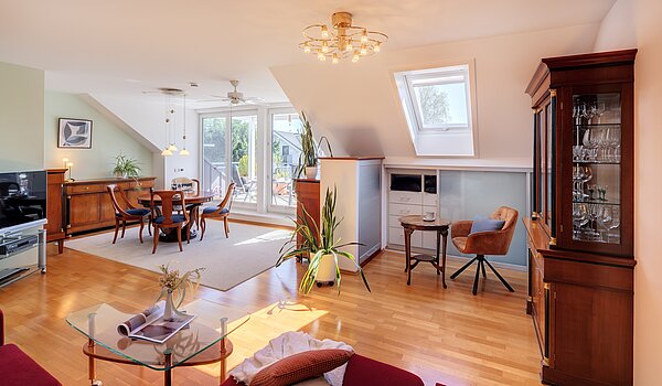 Appartement au dernier étage avec 3 pièces | 70501 | Großzügig und Lichtdurchflutet