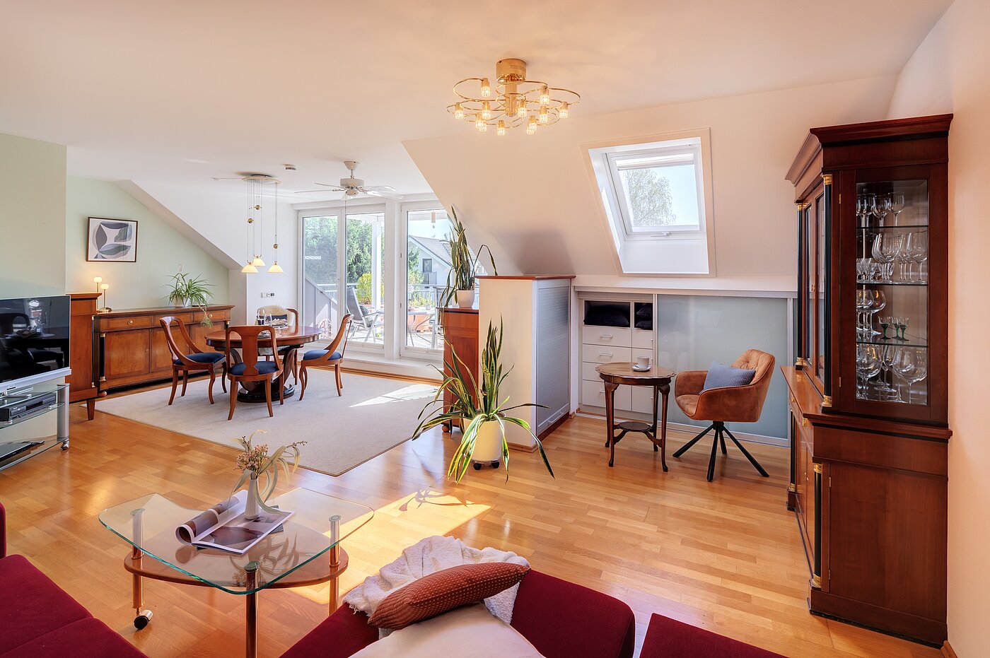 Appartement au dernier étage avec 3 pièces | 70501 | Großzügig und Lichtdurchflutet