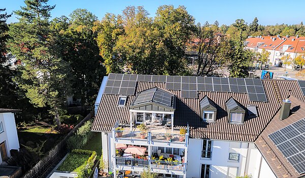 Appartement au dernier étage avec 3 pièces | 70501 | ...und oben