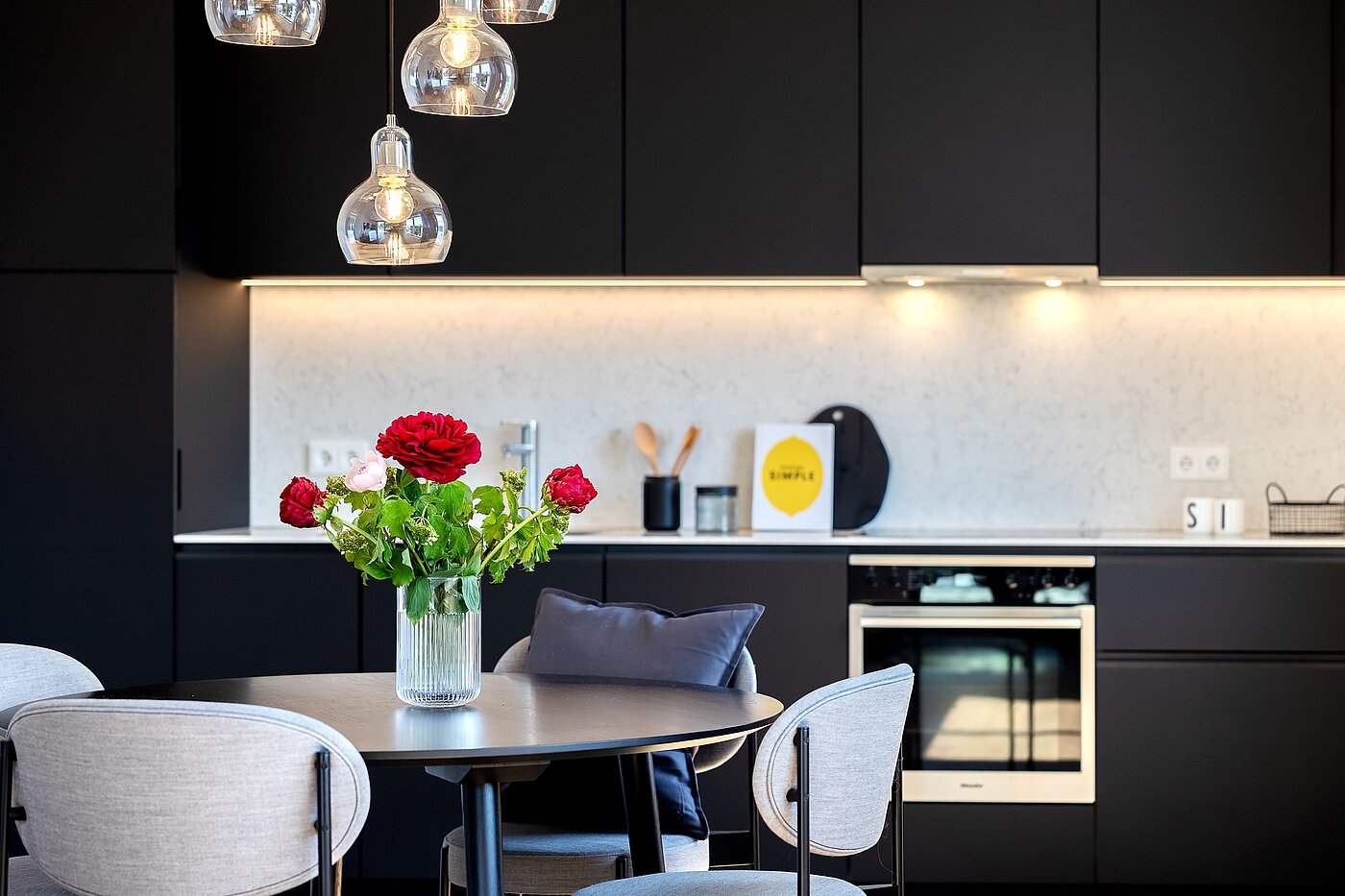 Appartement avec 2 pièces | 70134 | Hochwertige Einbauküche