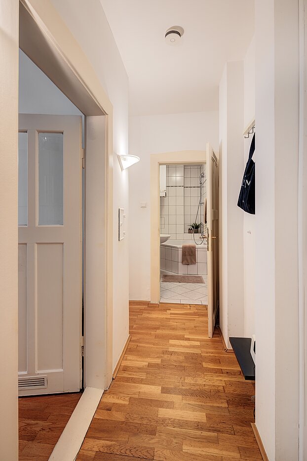 Appartement avec 1.5 pièces | München-Neuhausen | 70473 | ...Stauraum