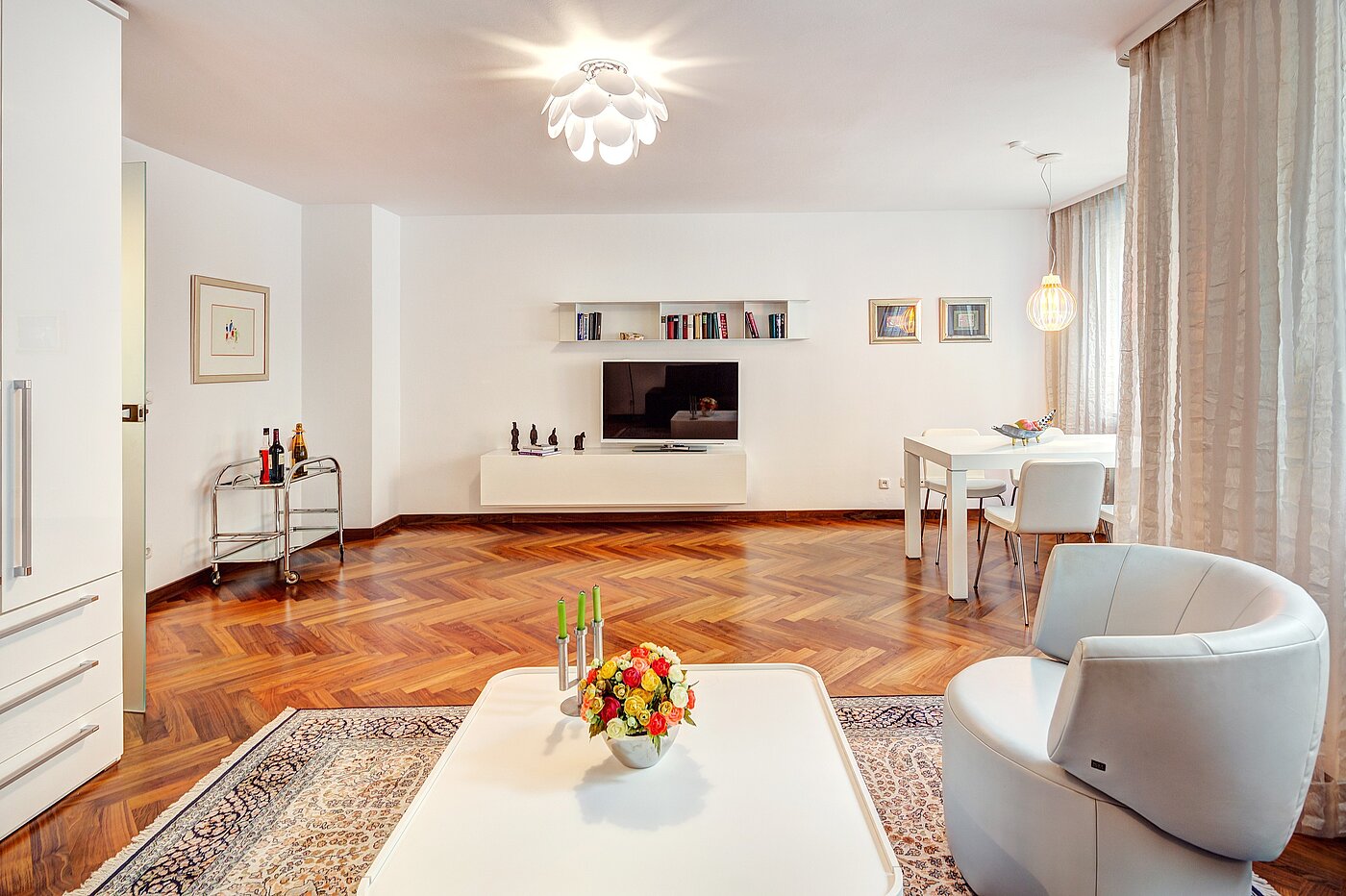 Appartement avec 1 pièce | München-Schwabing | 2207ML10 | ...Schlafen