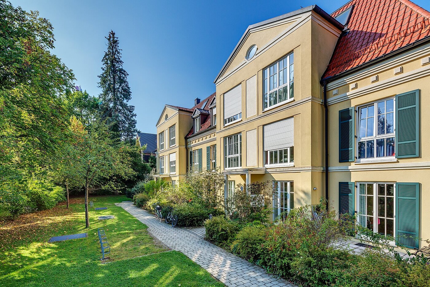 Appartement avec 3 pièces | München-Solln | 1809ML1 | Gebäuderückseite