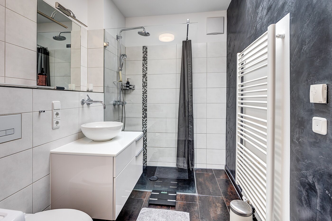 Appartement au dernier étage avec 3 pièces | München-Riem | 701701 | ...bodengleicher Dusche