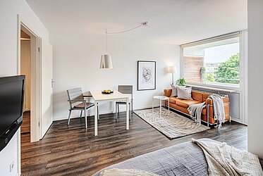 Neuhausen : appartement attrayant avec balcon orienté ouest - libre