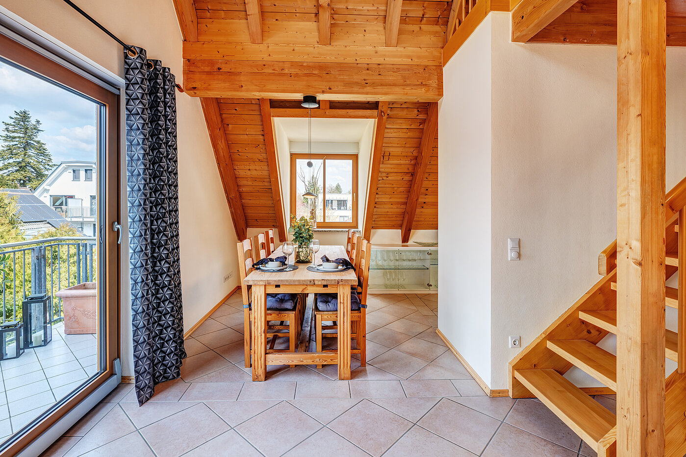 Appartement en duplex avec 3.5 pièces | München-Trudering | 70391 | Essbereich