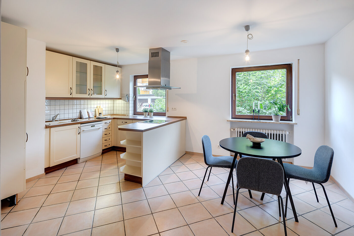 Maison d'angle mitoyenne avec 5.5 pièces | München-Trudering | 702531 | ...einladendem Essplatz