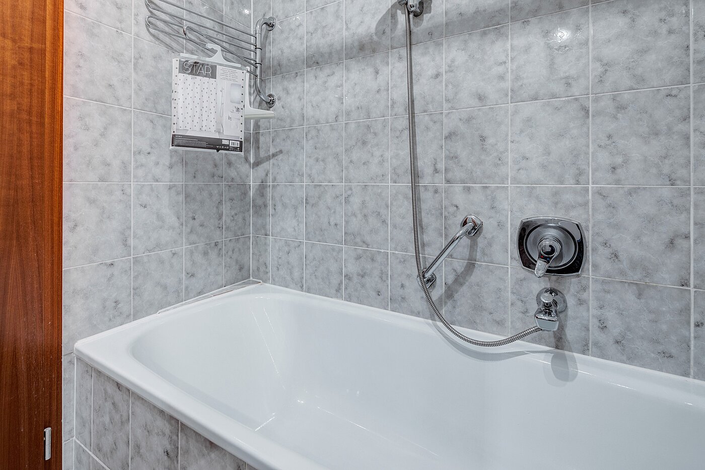 Appartement avec 1 pièce | München-Perlach | 2204ML8 | ...und Badewanne