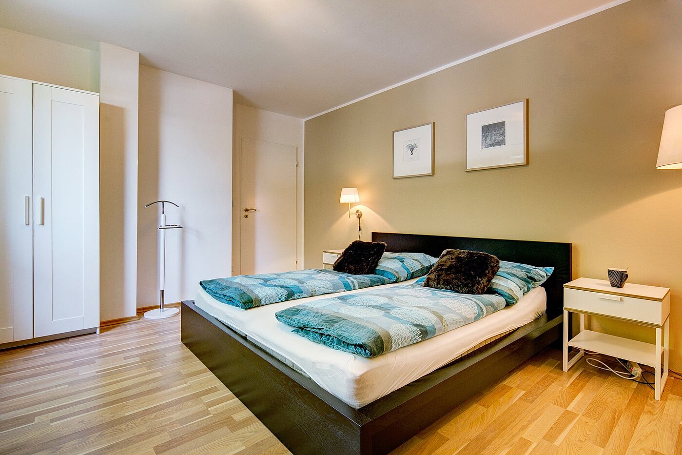 Rez-de-chaussée surélevé avec 2 pièces | München-Sendling-Westpark | 2001ML1 | ...Schlafzimmer