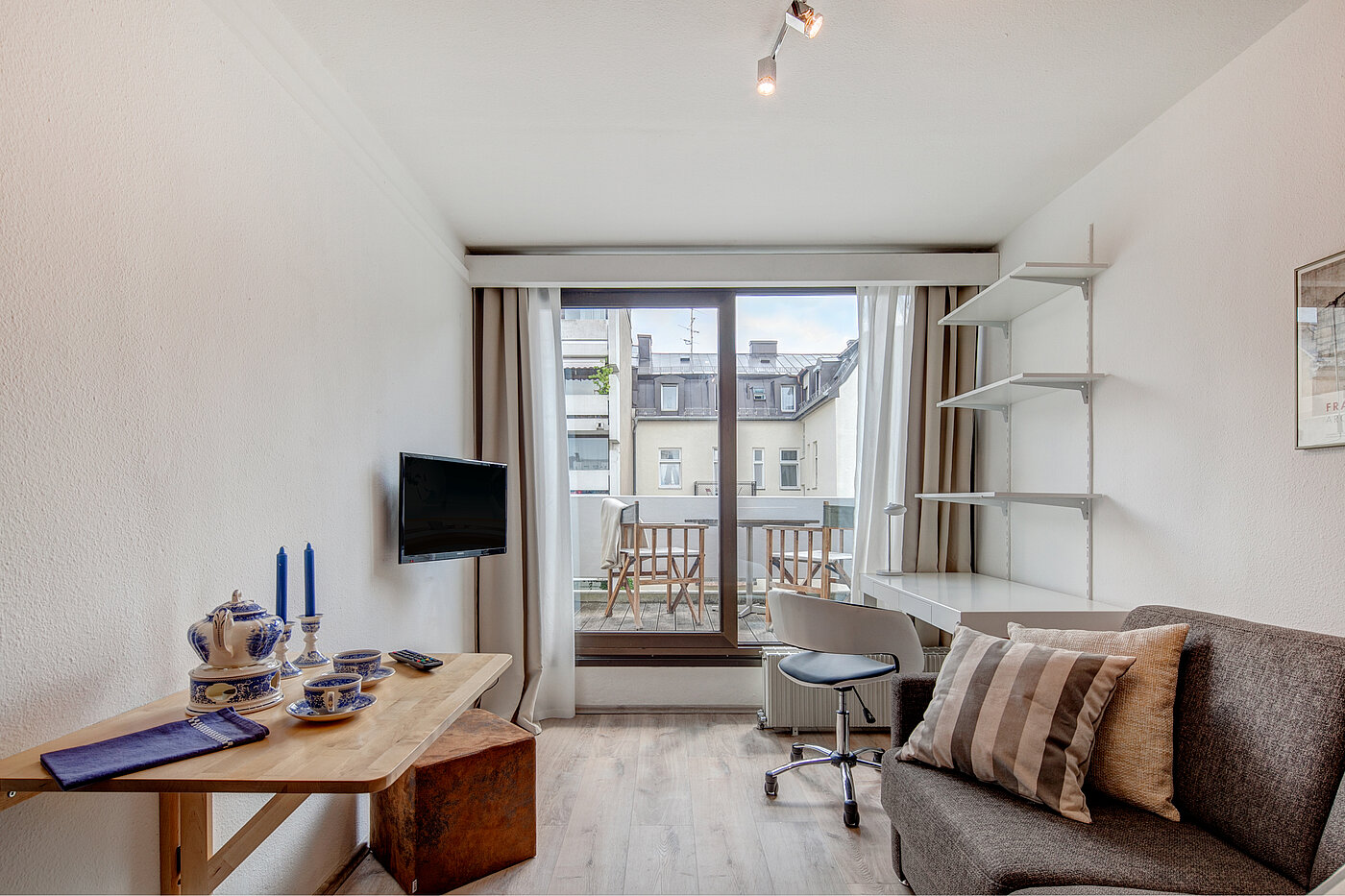 Apartment avec 1 pièce | München-Maxvorstadt | 70448 | Große Fensterfront
