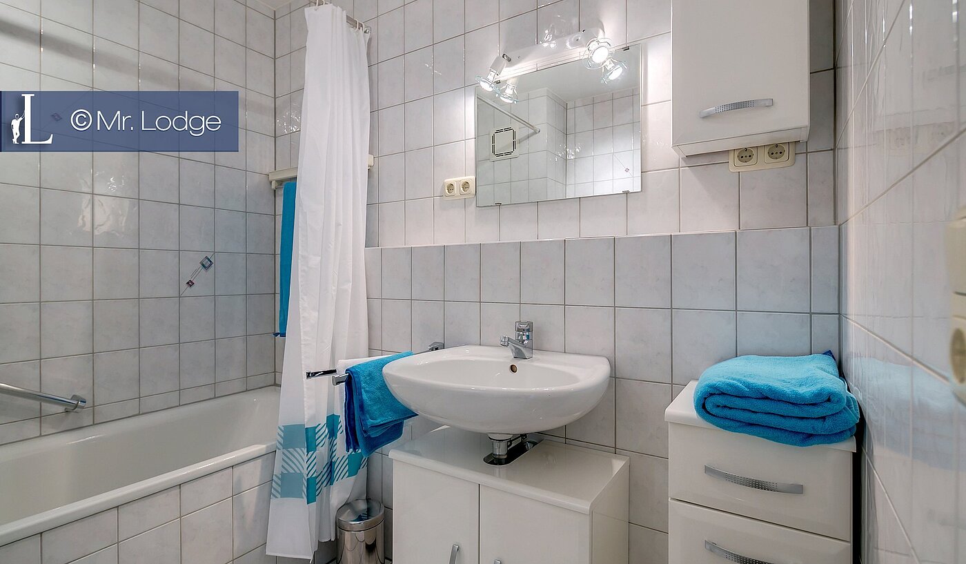 Appartement avec 1 pièce | München-Untermenzing | 1802ML1 | Bad mit Badewanne