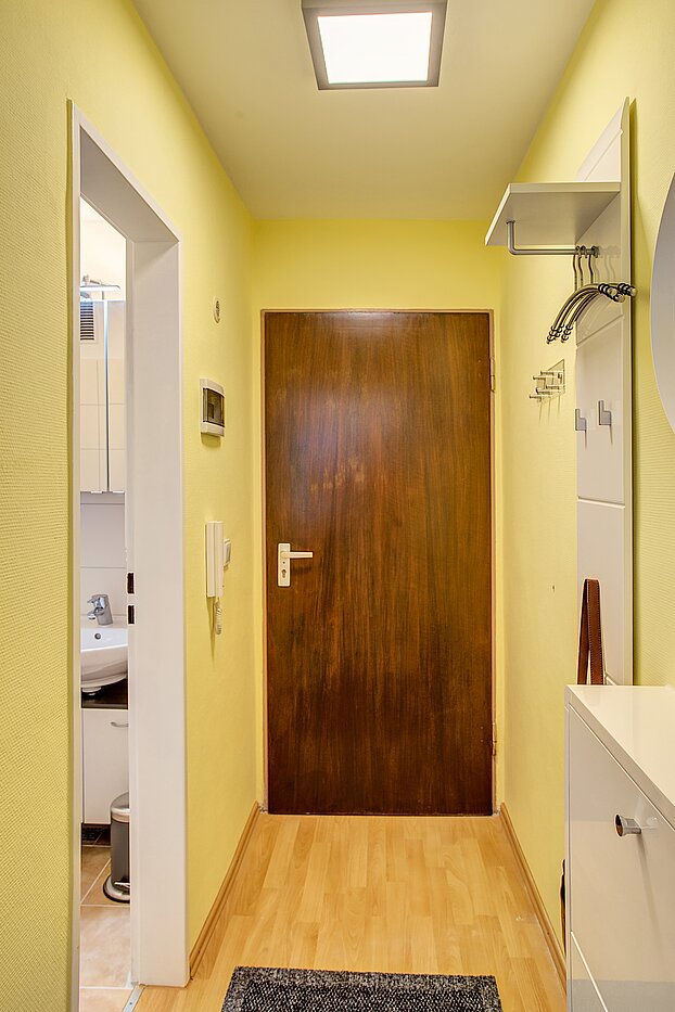 Apartment avec 1 pièce | München-Ludwigsvorstadt | 70469 | Diele mit Abstellmöglichkeiten