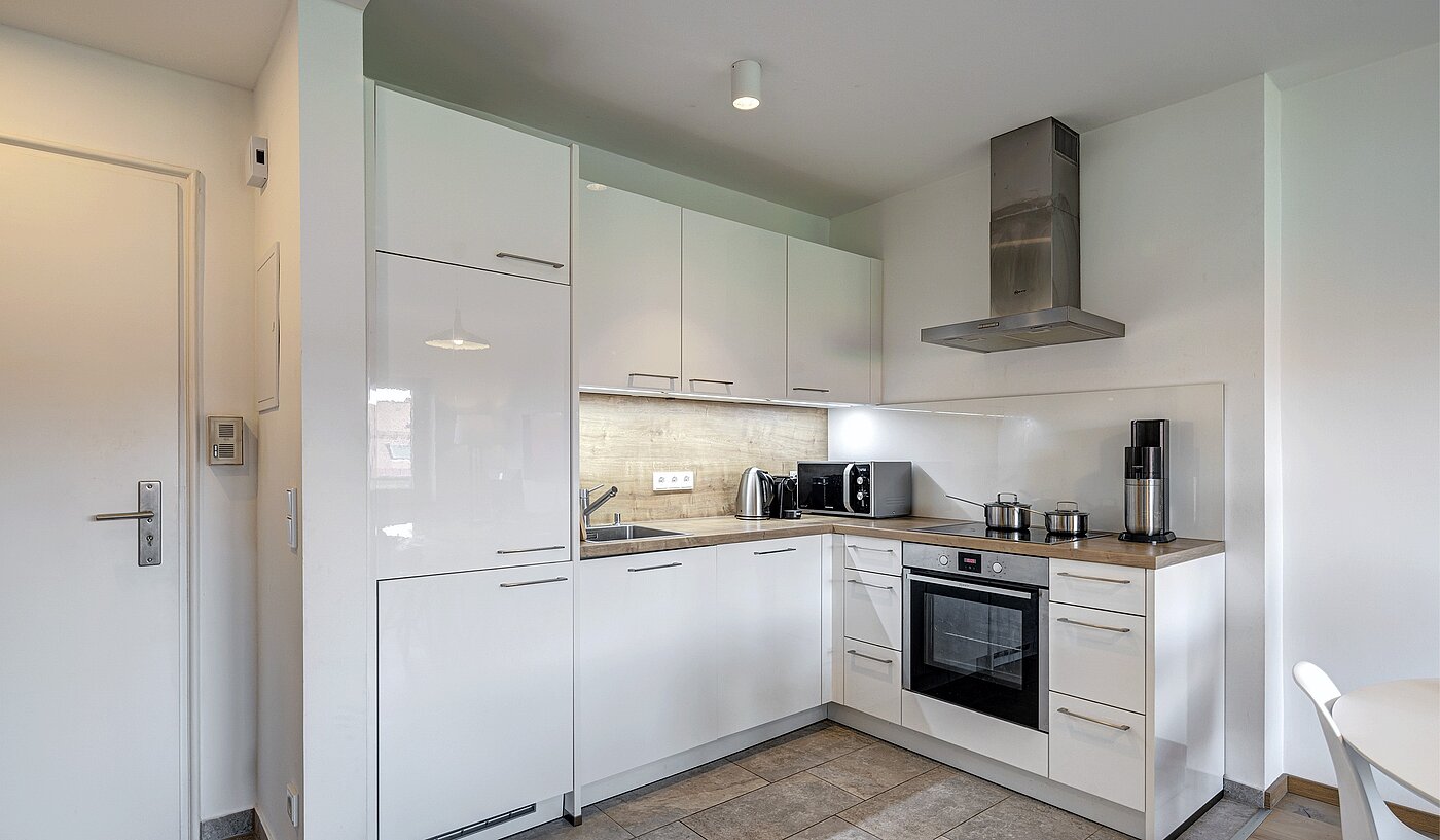 Apartment avec 1 pièce | München-Schwabing | 70198 | ...chicer Einbauküche und...