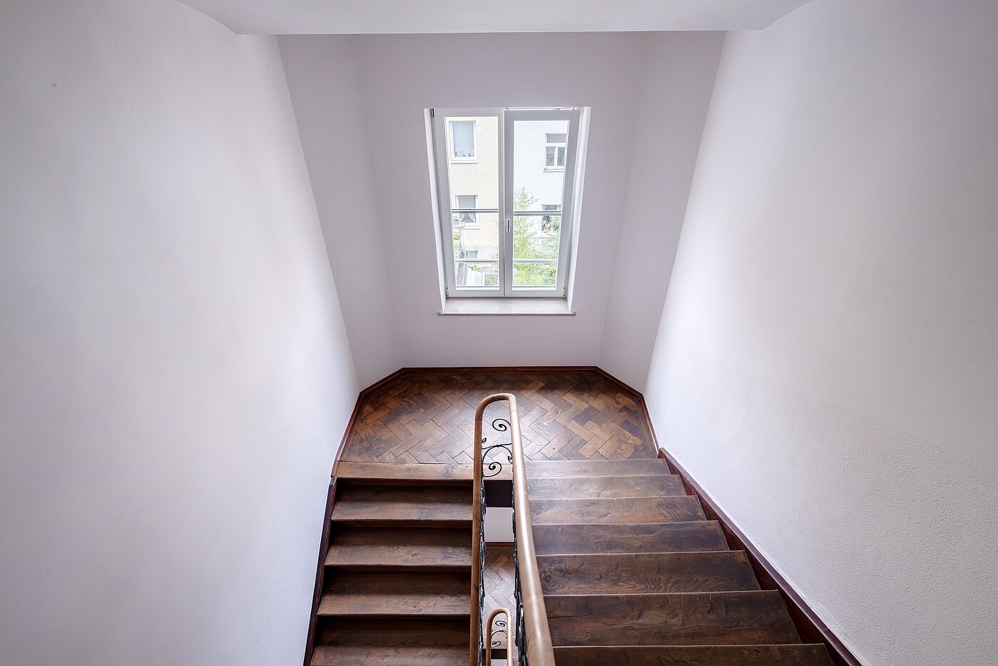 Appartement au dernier étage avec 1 pièce | München-Sendling | 700402 | Hoistorisches Treppenhaus