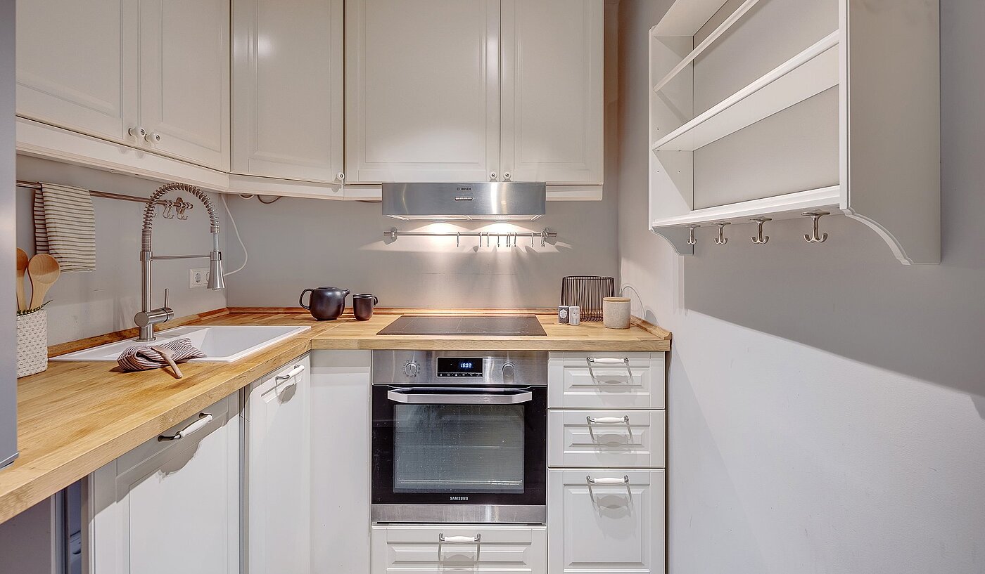 Rez-de-chaussée surélevé avec 2 pièces | München-Lehel | 2012ML1 | Helle Einbauküche