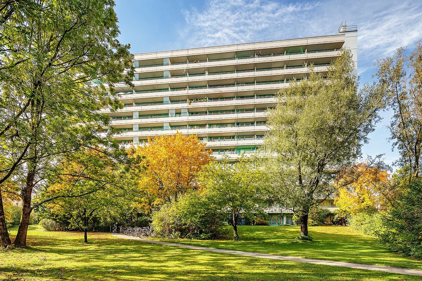 Appartement avec 2 pièces | München-Sendling-Westpark | 2010ML9 | Ansicht Fassade