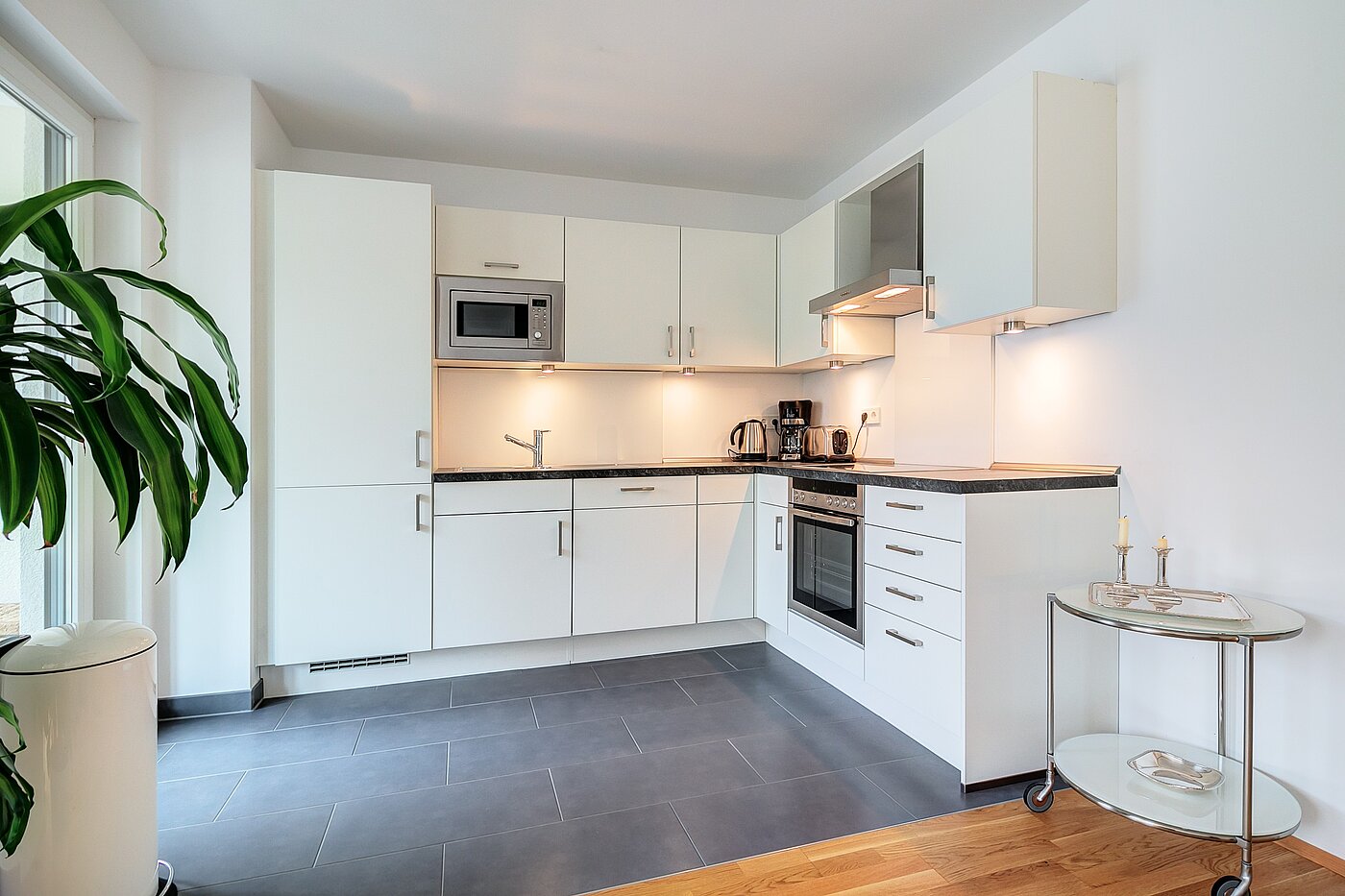 Appartement avec 3 pièces | München-Moosach | 70164 | ...mit moderner Einbauküche