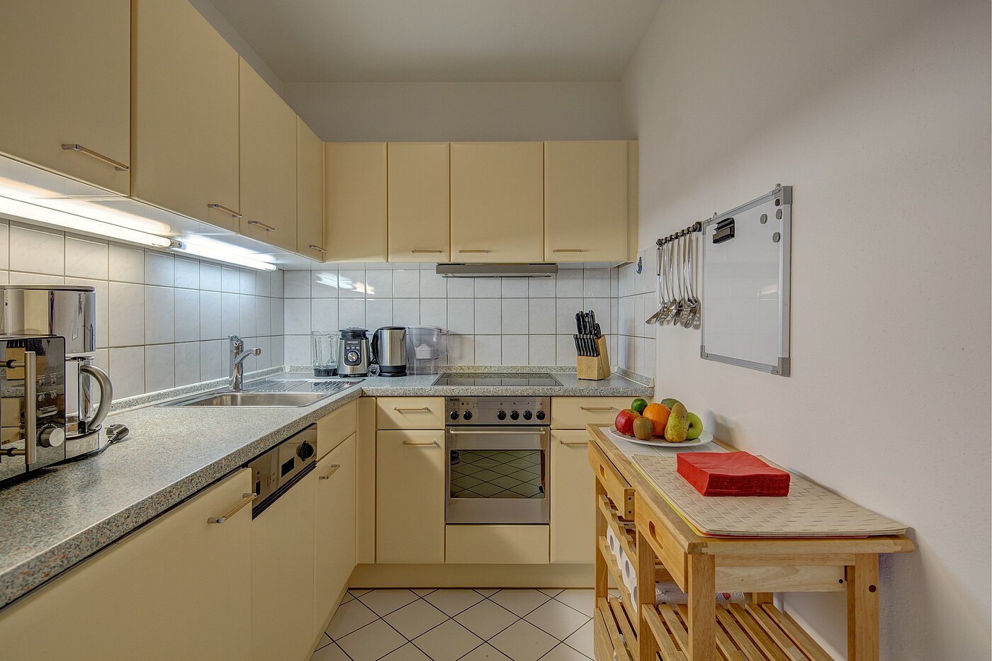 Appartement avec 2 pièces | München-Ramersdorf | 2207ML11 | Schöne Küche mit...