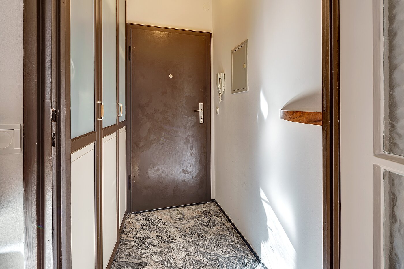 Appartement avec 1 pièce | München-Altstadt | 2111ML04 | Diele mit Stauraum