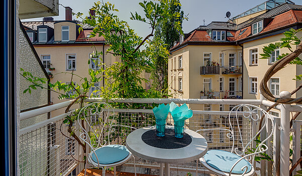 Appartement avec 2 pièces | München-Schwabing | 70434 | ...mit Balkon und...