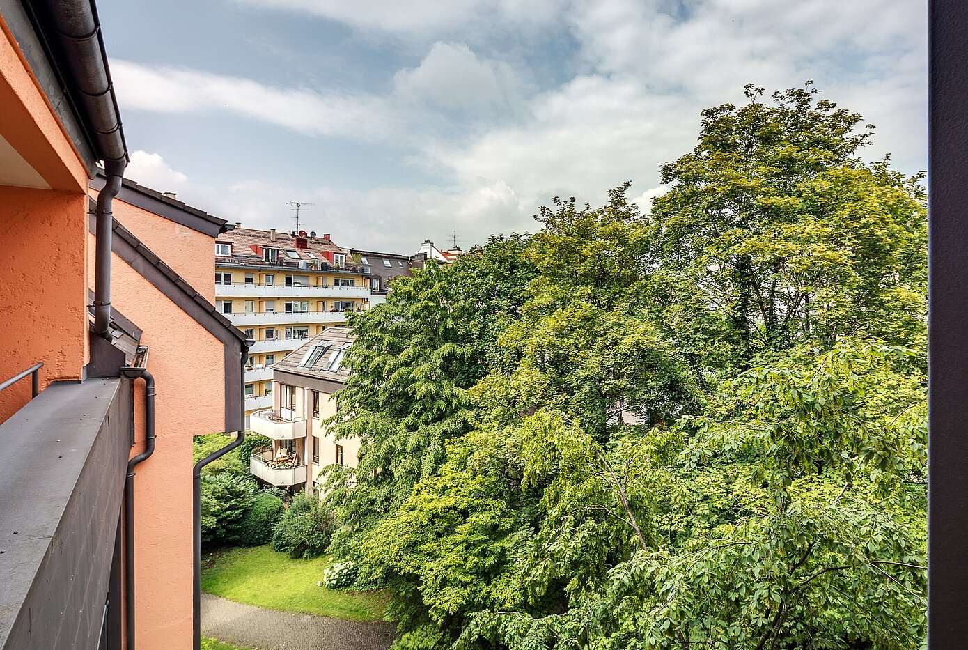 Appartement avec 1 pièce | München-Haidhausen | 2102ML4 | Blick in den ruhigen Innenhof