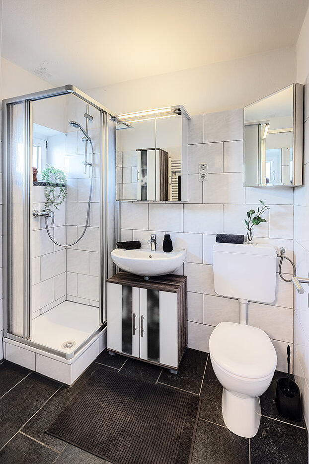 Apartment avec 1 pièce | München-Schwabing | 70211 | ...Duschbad