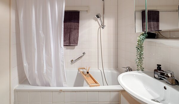 Appartement avec 2 pièces | München-Sendling-Westpark | 2204ML2 | ...mit Badewanne