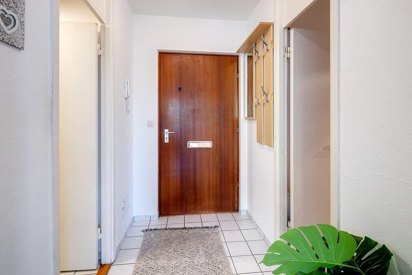 Appartement avec 2 pièces | München-Sendling-Westpark | 2204ML2 | Flur mit Blickrichtung zum Eingang