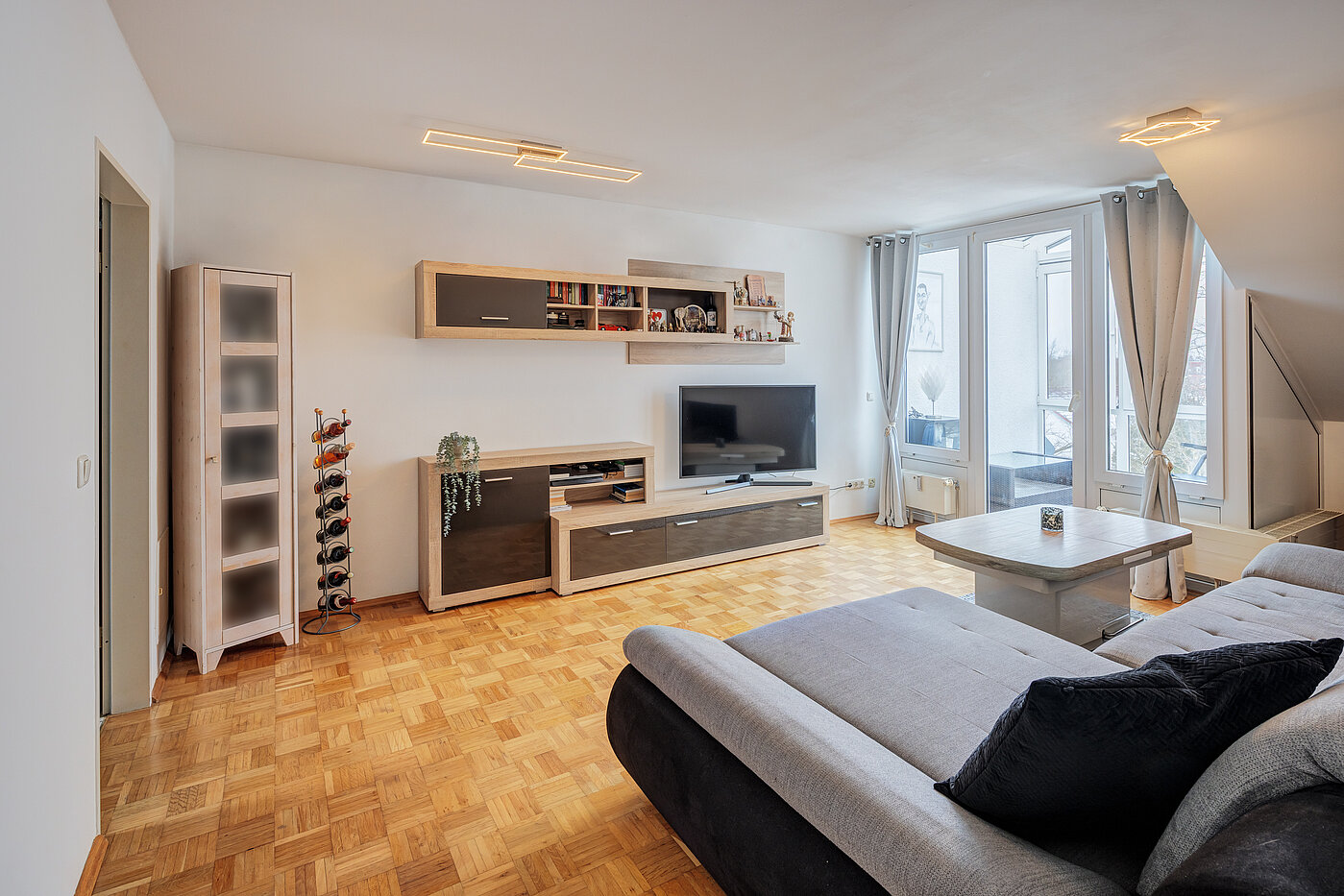 Appartement avec 2 pièces | Poing | 70373 | Ansprechender Wohnbereich...