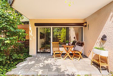 Thalkirchen : élégant appartement 1,5 pièce avec jardin - libre