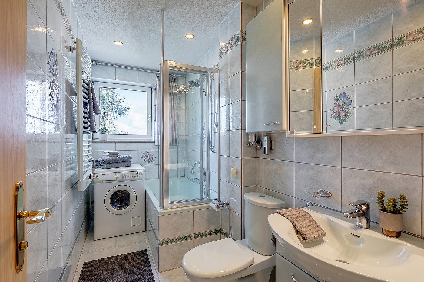 Appartement avec 2 pièces | München-Ramersdorf | 1812ML2 | ...Bad mit viel Platz