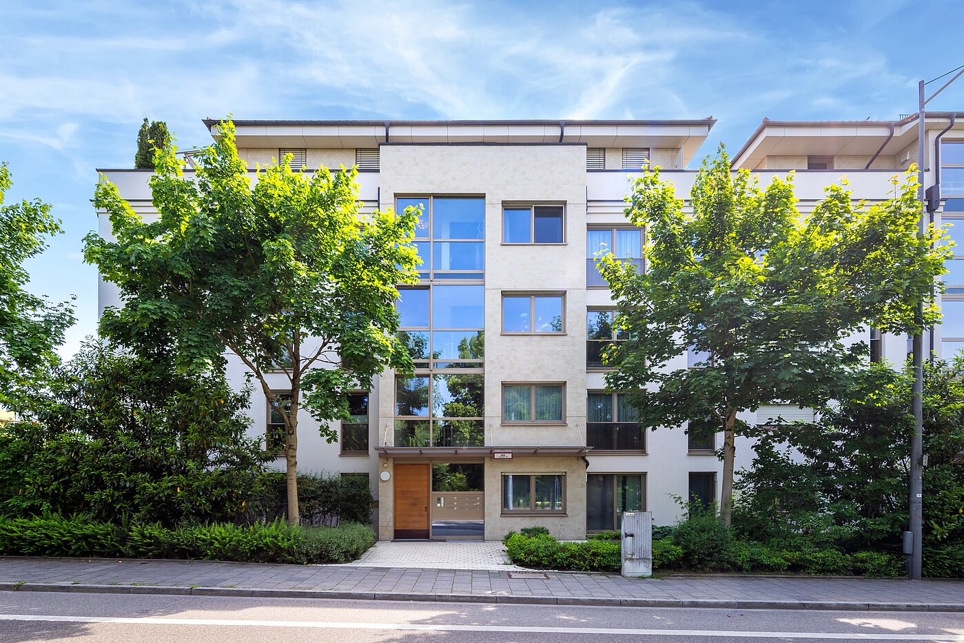 Penthouse avec 3.5 pièces | München-Oberföhring | 70237 | Ansicht von der Straße