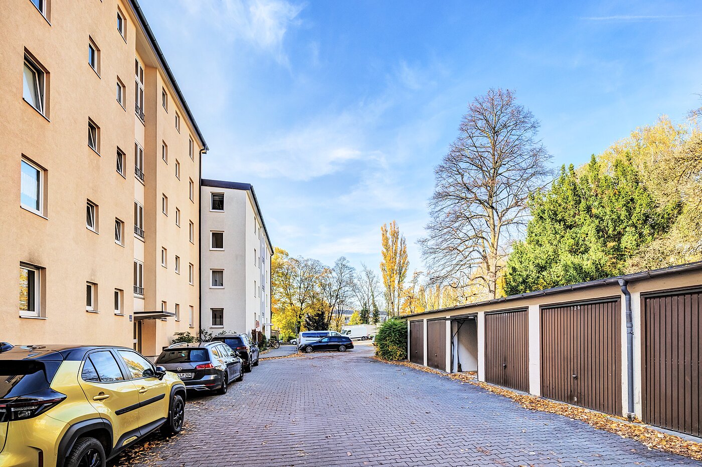 Rez-de-chaussée surélevé avec 1 pièce | München-Bogenhausen | 70301 | Hof
