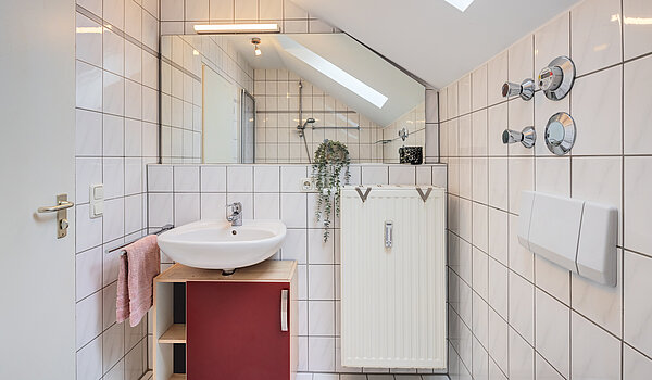 Appartement avec 2 pièces | Poing | 70373 | Tageslichtbad mit...