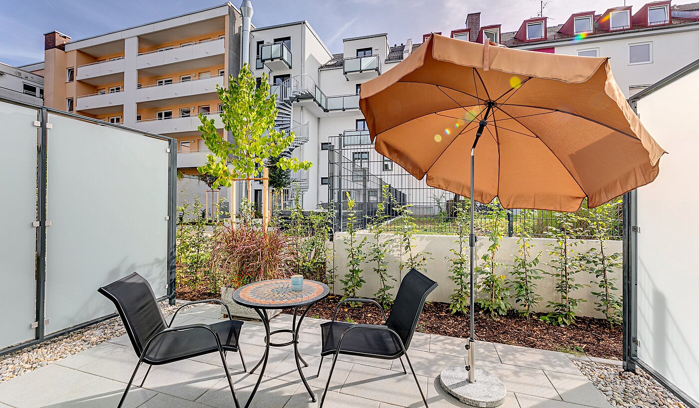 Appartement au rez-de-chaussée avec 1 pièce | München-Milbertshofen | 2202ML8 | Terrasse mit Südausrichtung...