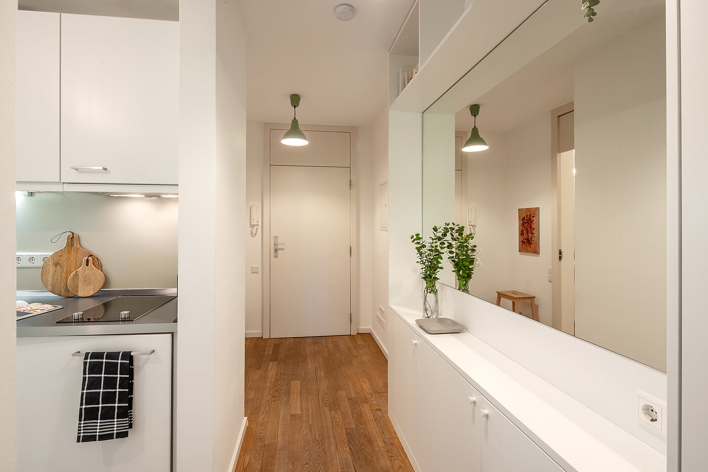 Appartement avec 2 pièces | München-Solln | 70418 | Flur Blickrichtung Eingang