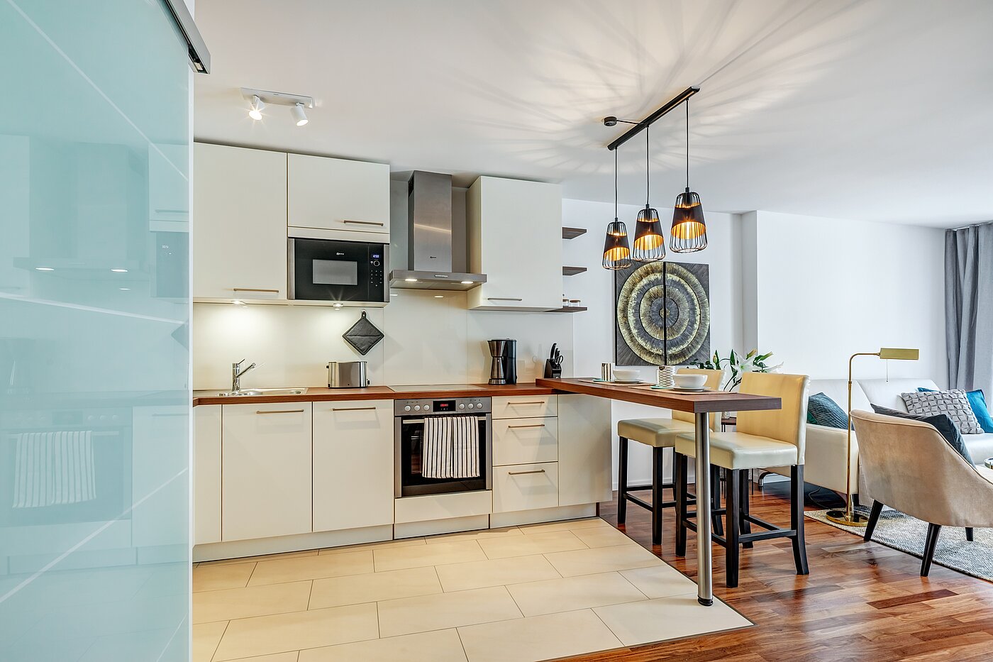 Appartement avec 2 pièces | München-Schwabing | 70434 | Offene Küche mit...