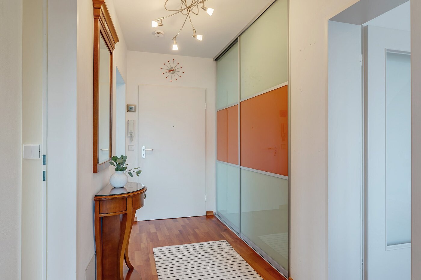 Appartement au dernier étage avec 2 pièces | München-Sendling | 1911ML4 | Diele mit Einbauschrank