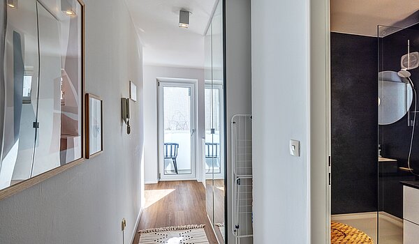 Appartement avec 1 pièce | München-Maxvorstadt | 700022 | Flur Richtung Bad & Küche