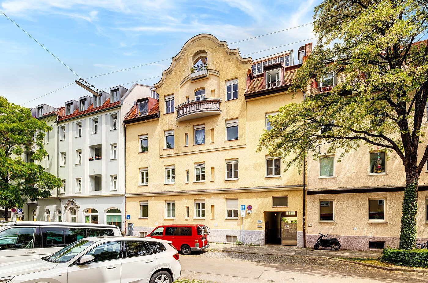 Appartement avec 1 pièce | München-Neuhausen | 70235 | Ansicht von der Straße aus